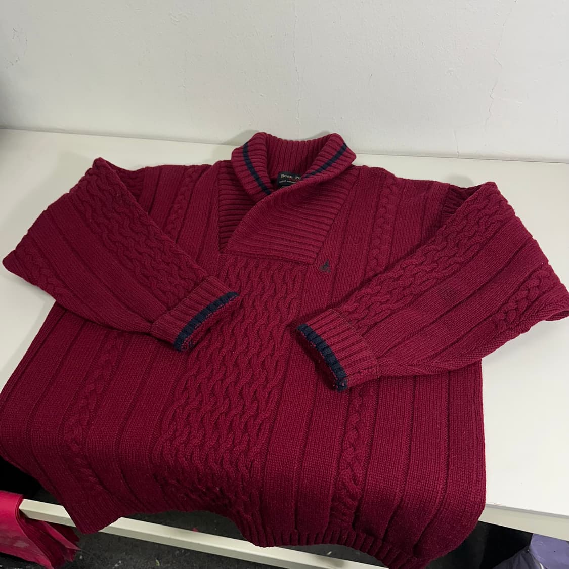 105 빈폴 버건디 숄카라 꽈배기니트 상품이미지2