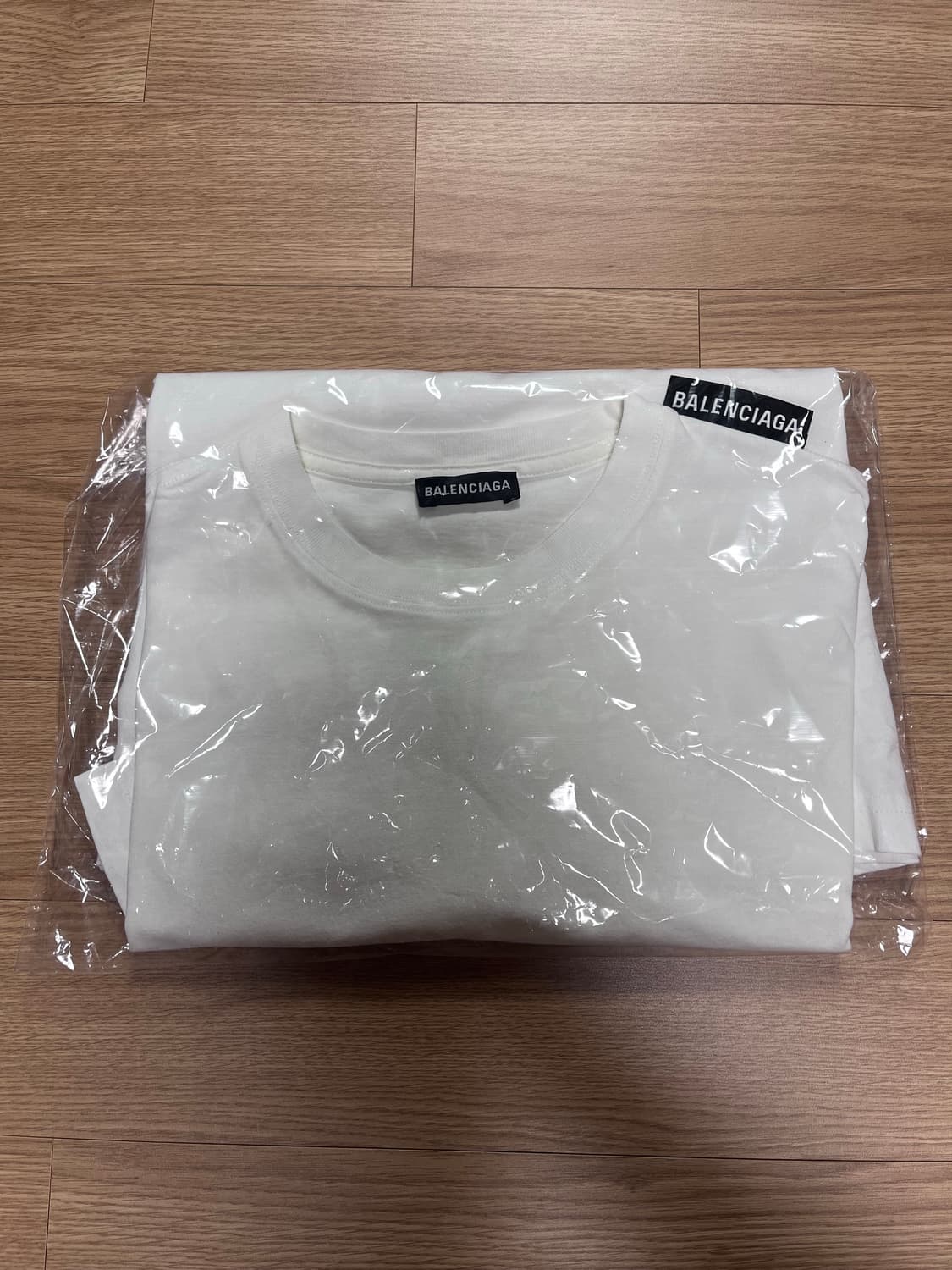 발렌시아가 오버핏 반팔 티셔츠 M 상품이미지5