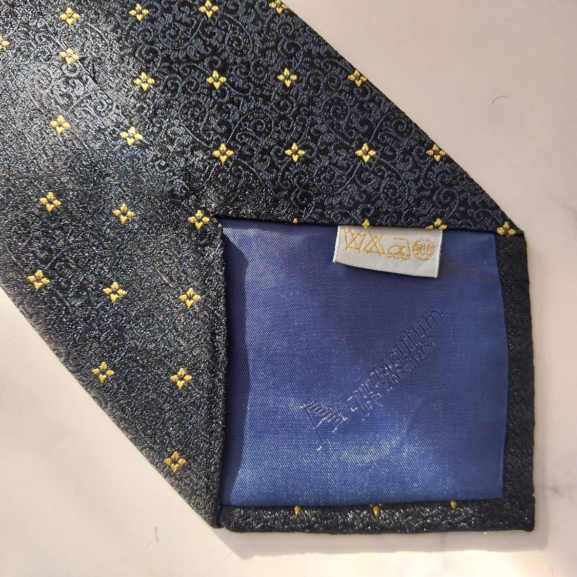 아쿠아스큐텀 실크 네이비 미니 크로스 넥타이 10cm A+등급 K1595 상품이미지10