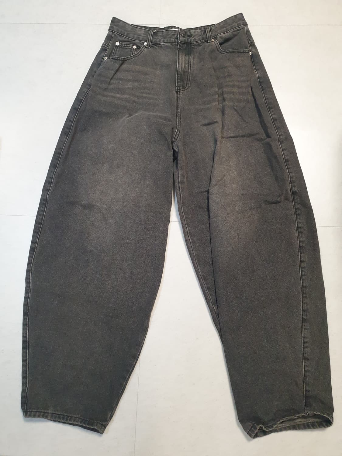 스탠다드 에러 벌룬핏 바지 판매합니다 상품이미지1