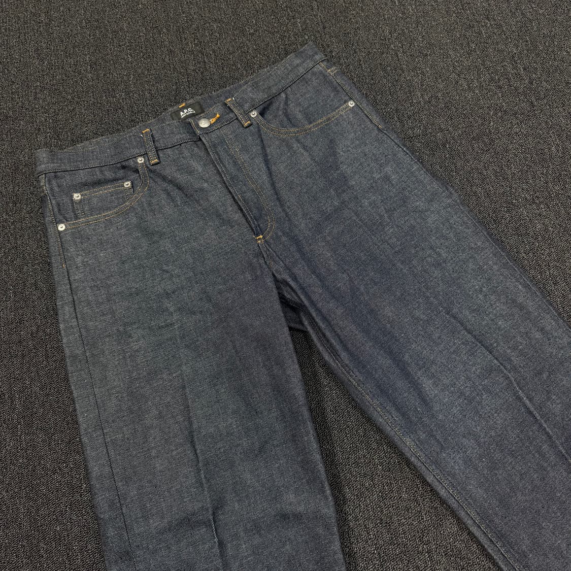 APC 아페쎄 JEAN ACHILLE 데님 팬츠  상품이미지2