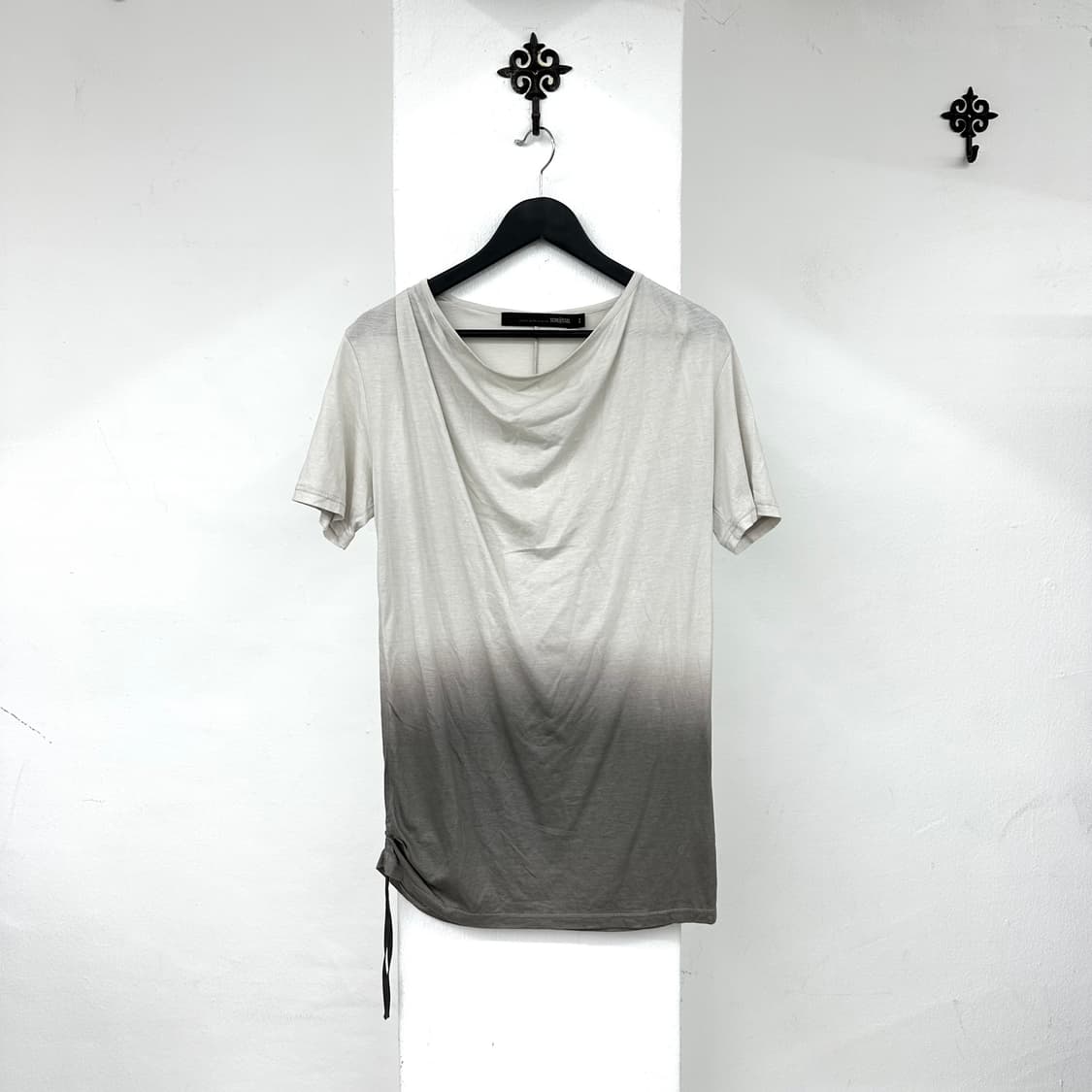 Schlussel fade drape shirring sleeve 상품이미지4