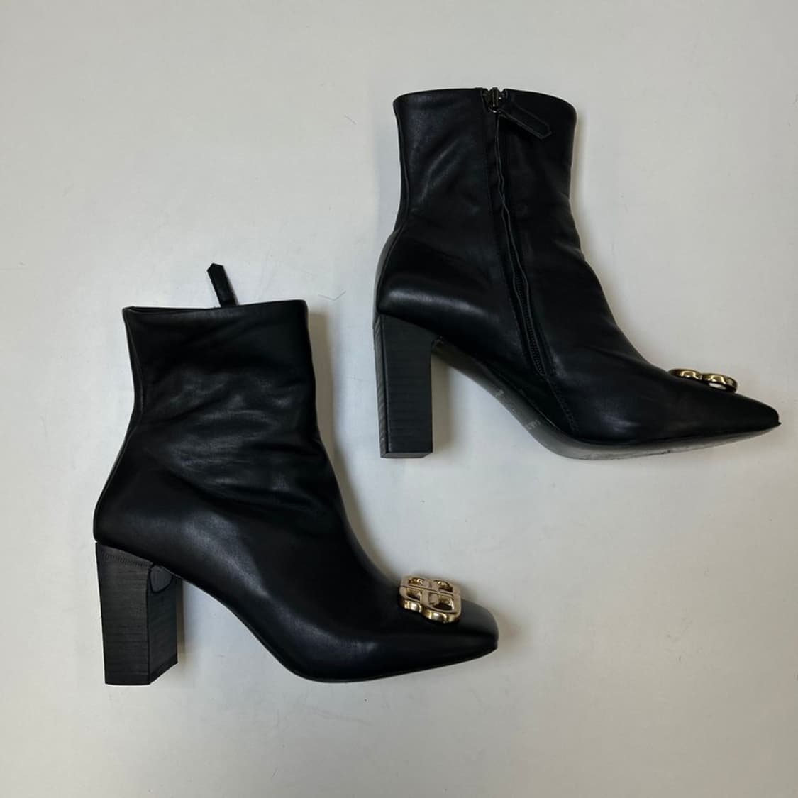 발렌시아가 BB 스퀘어 토 앵클 레더 부츠 38 상품이미지3