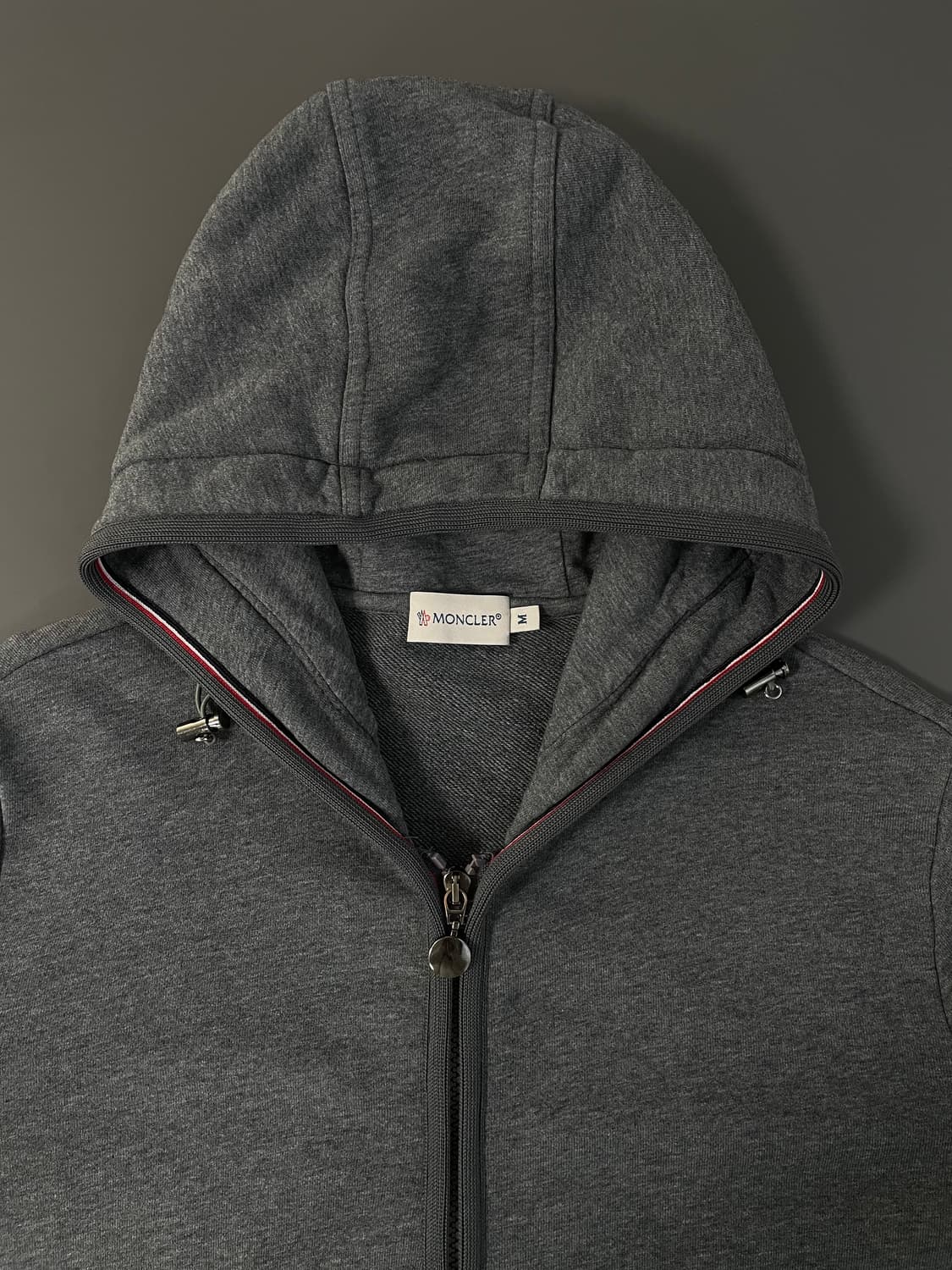 [M] 몽클레어 여성 와펜 패치 삼선 후드 집업 상품이미지5