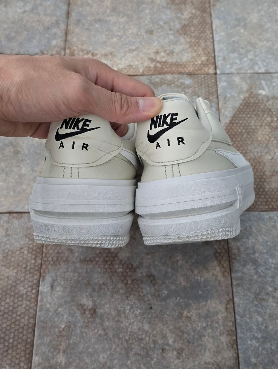 (235)나이키 에어포스 1 플랫폼 베이지 상품이미지9