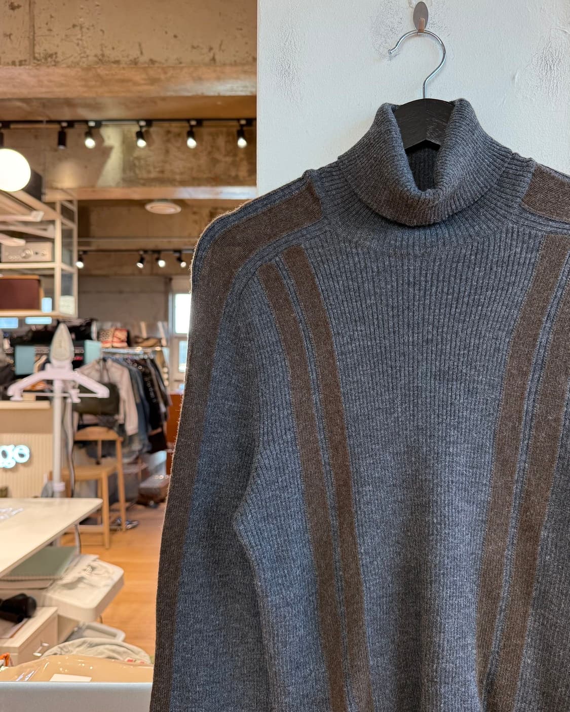 돌체앤가바나 차콜 아크릴울 터틀넥 니트 상품이미지4