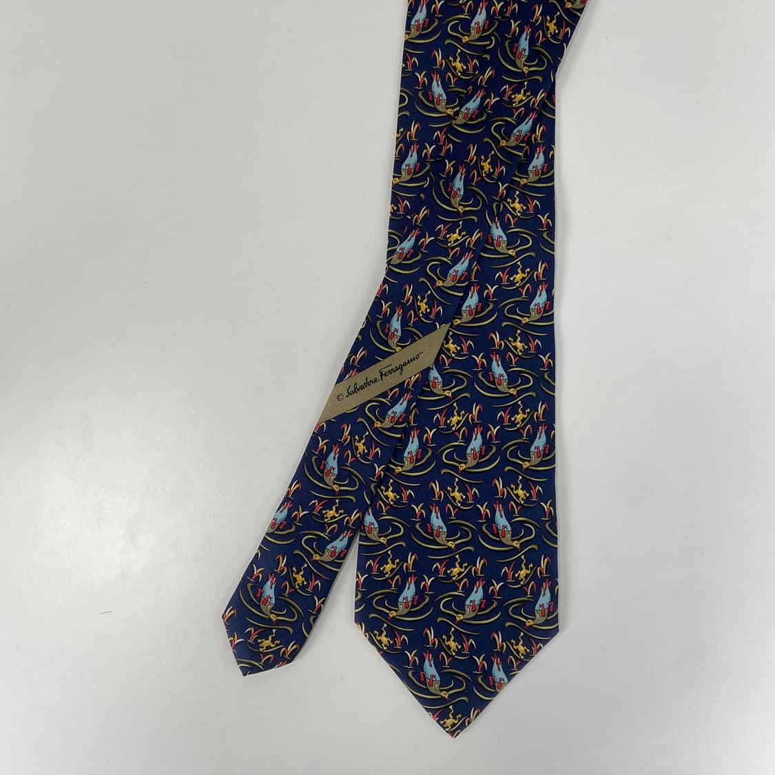 페레가모(Ferragamo) 명품 정품 넥타이 상품이미지1