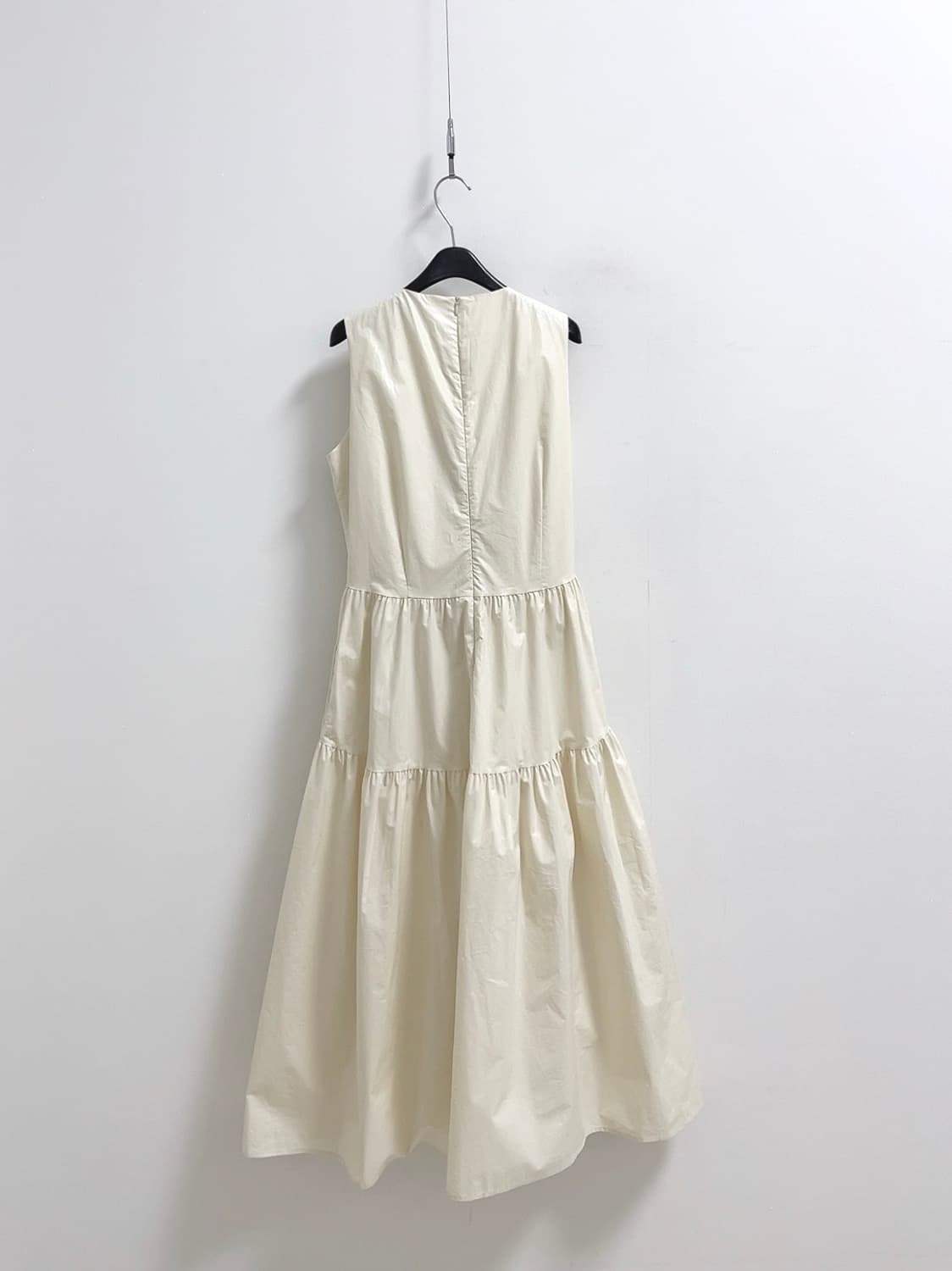 마이스 샤이닝 슬리브리스 드레스 상품이미지7