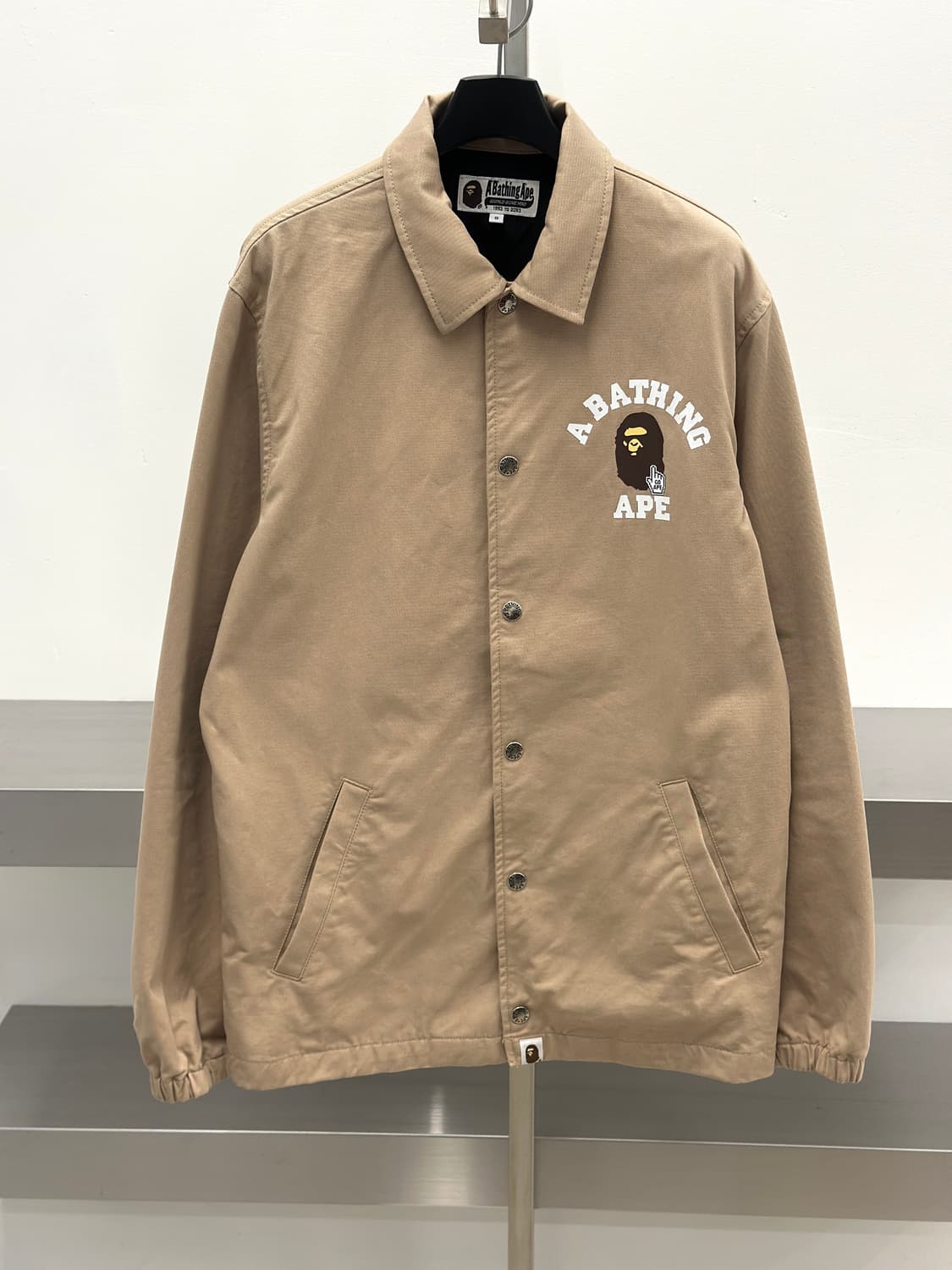 베이프 베이지 컬리지 코치 자켓  상품이미지4