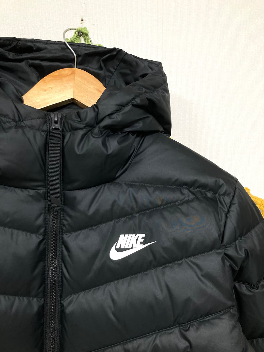 나이키 여성 써마핏 발수 경량 푸퍼 숏패딩 M _ 블랙 상품이미지3