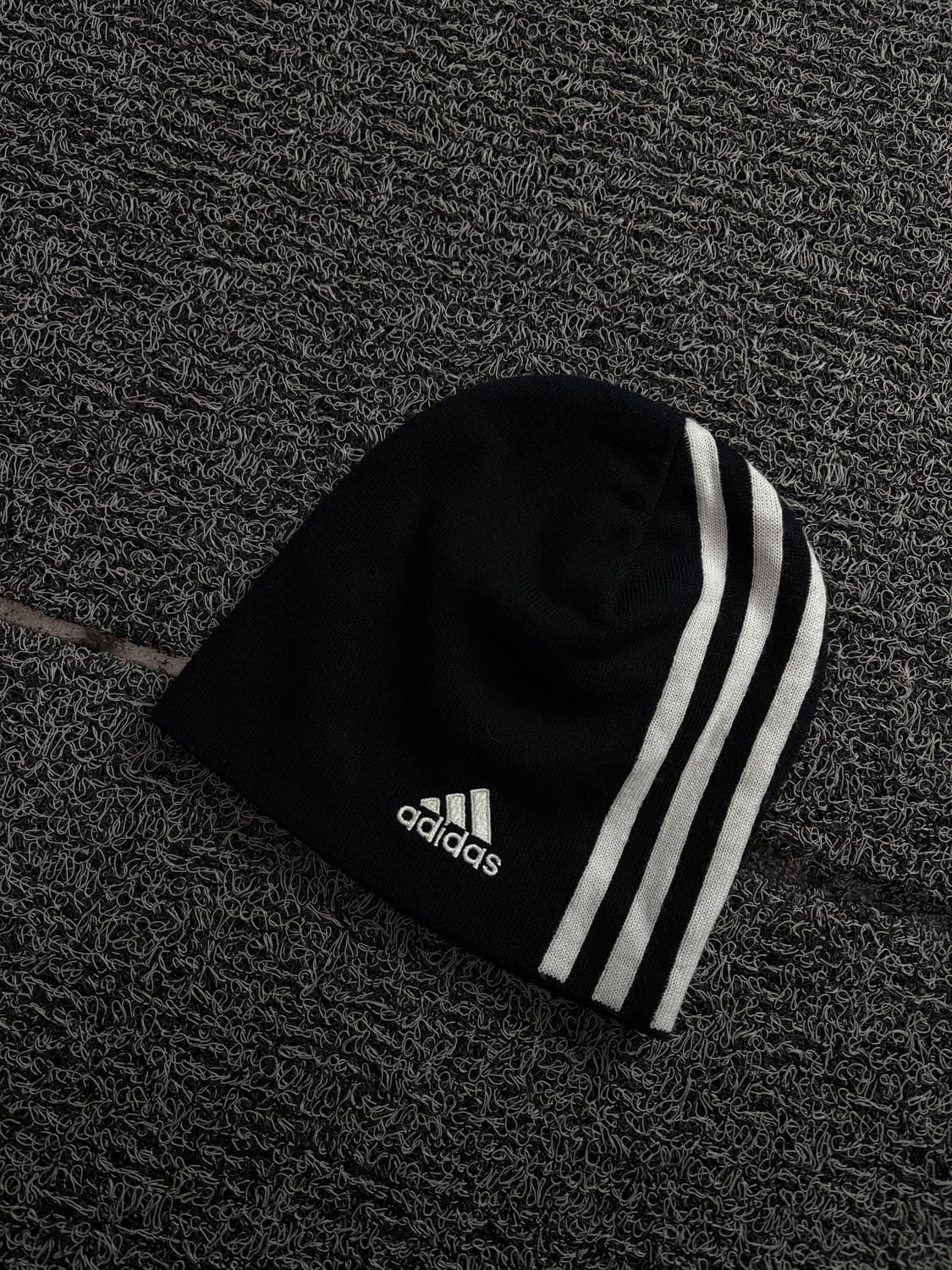 00s 아디다스 올드스쿨 트랙 숏 비니 1808 상품이미지1