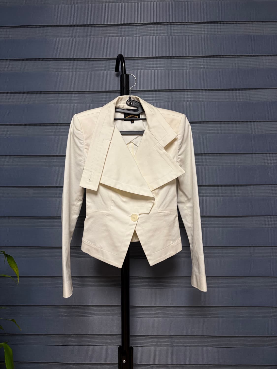 (백화점) 비비안 웨스트우드 앵글로매니아 아이보리 화이트 아방가르드 자켓 상품이미지1