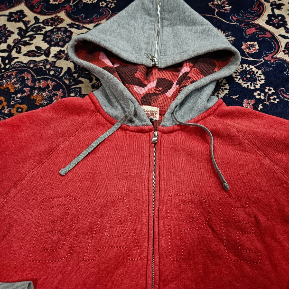베이프(BAPE) 베이프 로고 컬러블럭 카모 후드집업 L size 상품이미지2