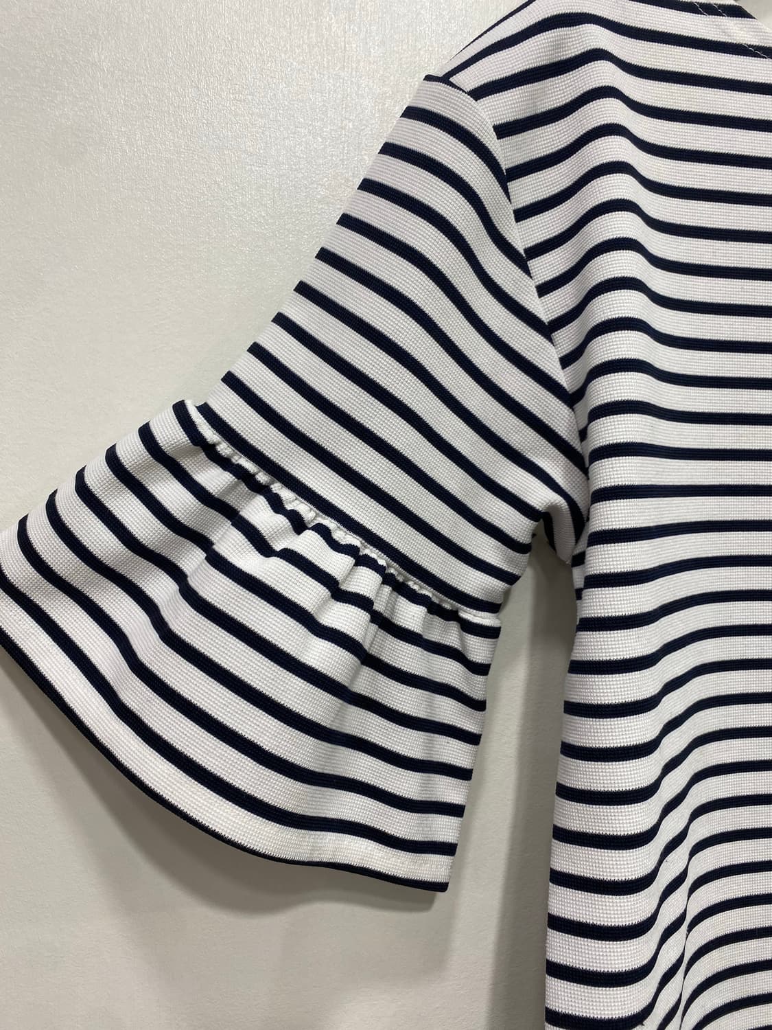 블러썸에이치컴퍼니 스트라이프 반팔티셔츠 M 상품이미지3