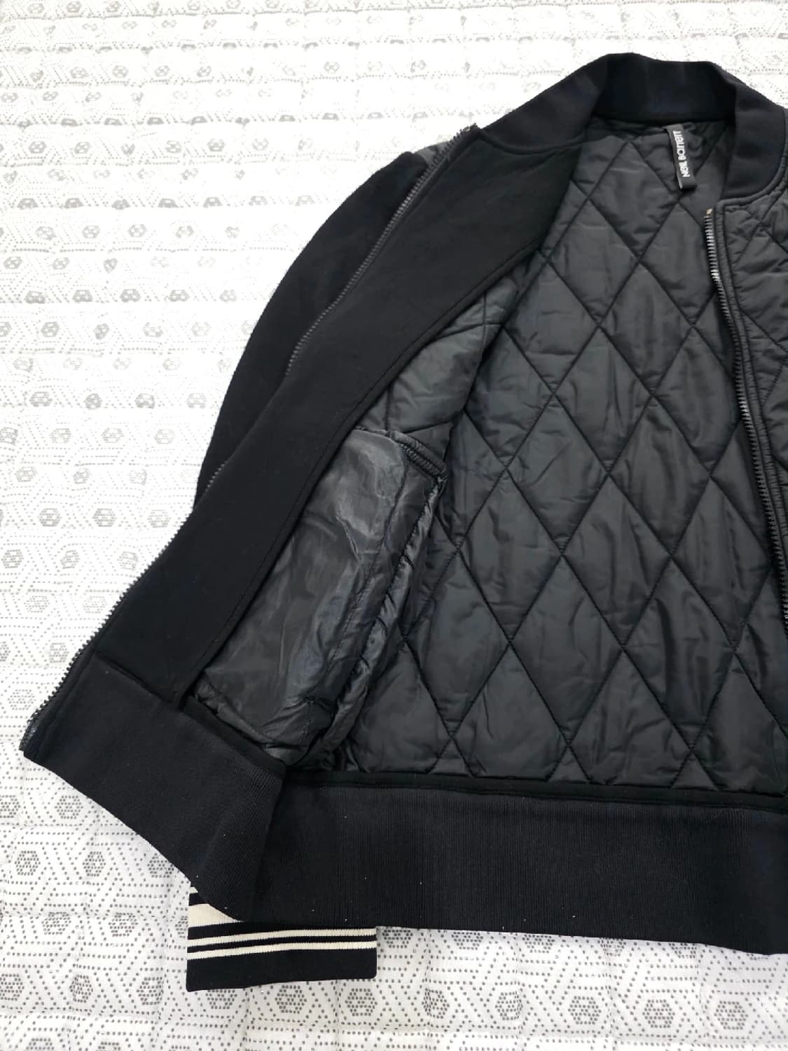 닐바렛 블랙 퀼팅 봄버 자켓 M 상품이미지4