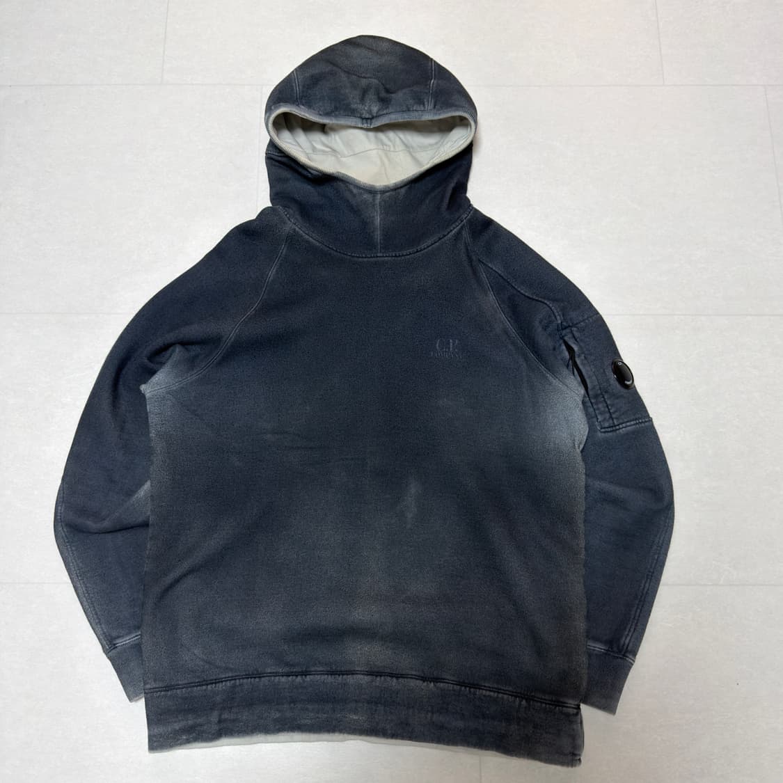 [백화점판, L] CP컴퍼니 프리즘 워싱 스웻 후드티 상품이미지2