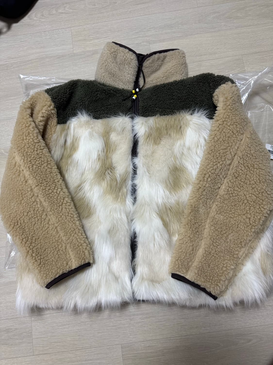 [Free] 더오픈프로덕트 후리스 퍼 플리스 자켓 상품이미지1