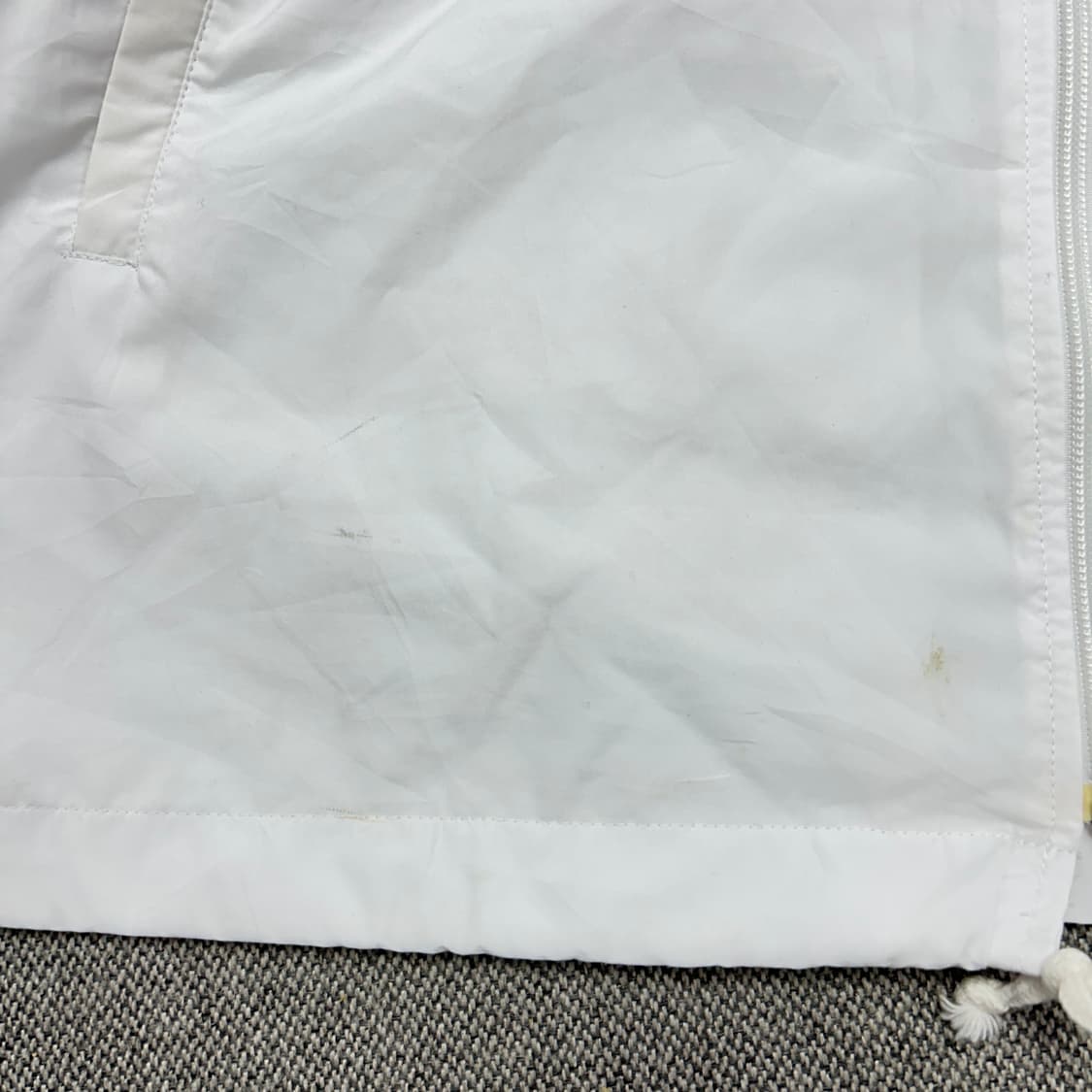 미즈노 올드스쿨 화이트 바람막이(L) 상품이미지4