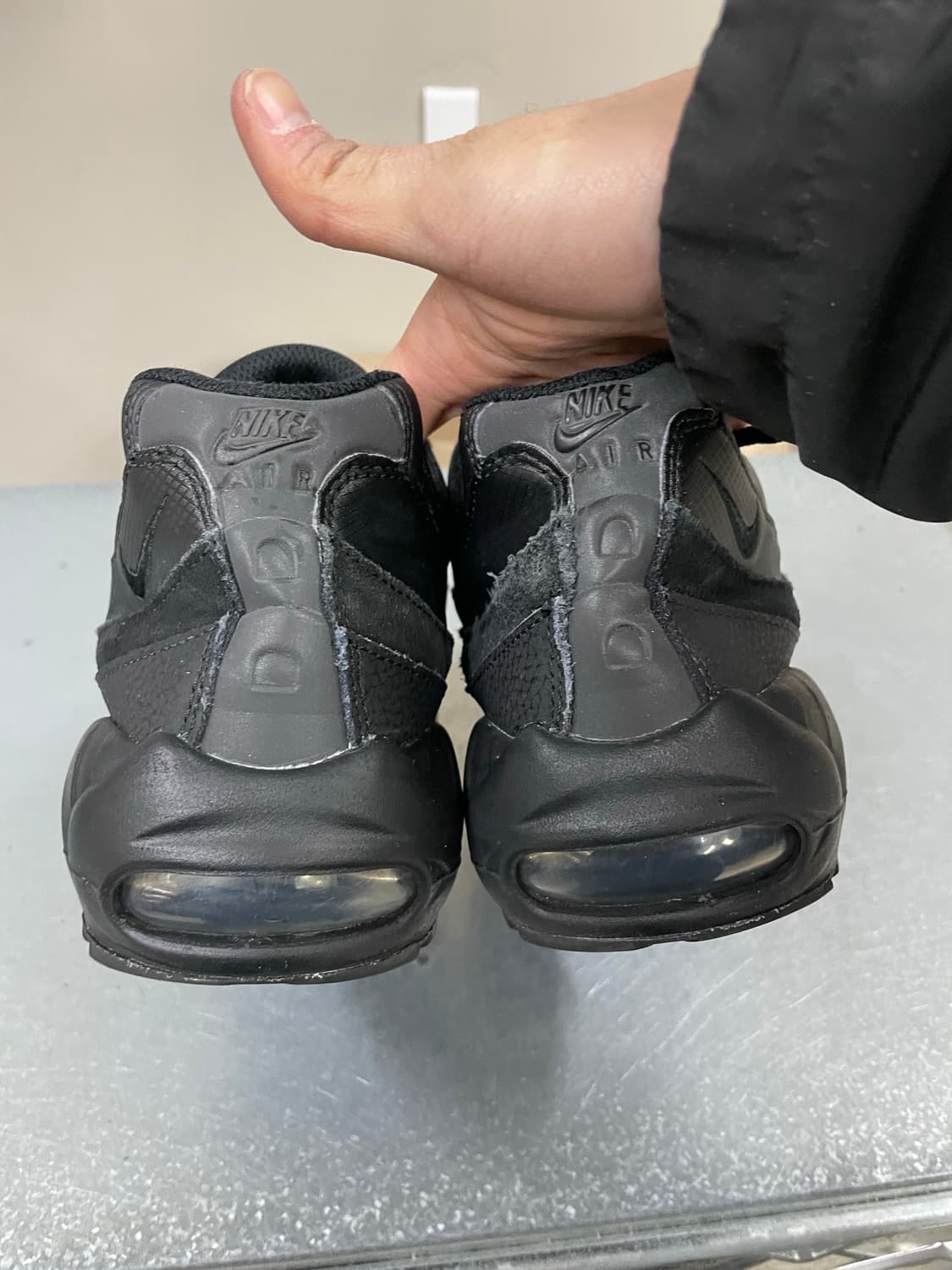 나이키 에어맥스 95 에센셜 블랙 270 상품이미지8