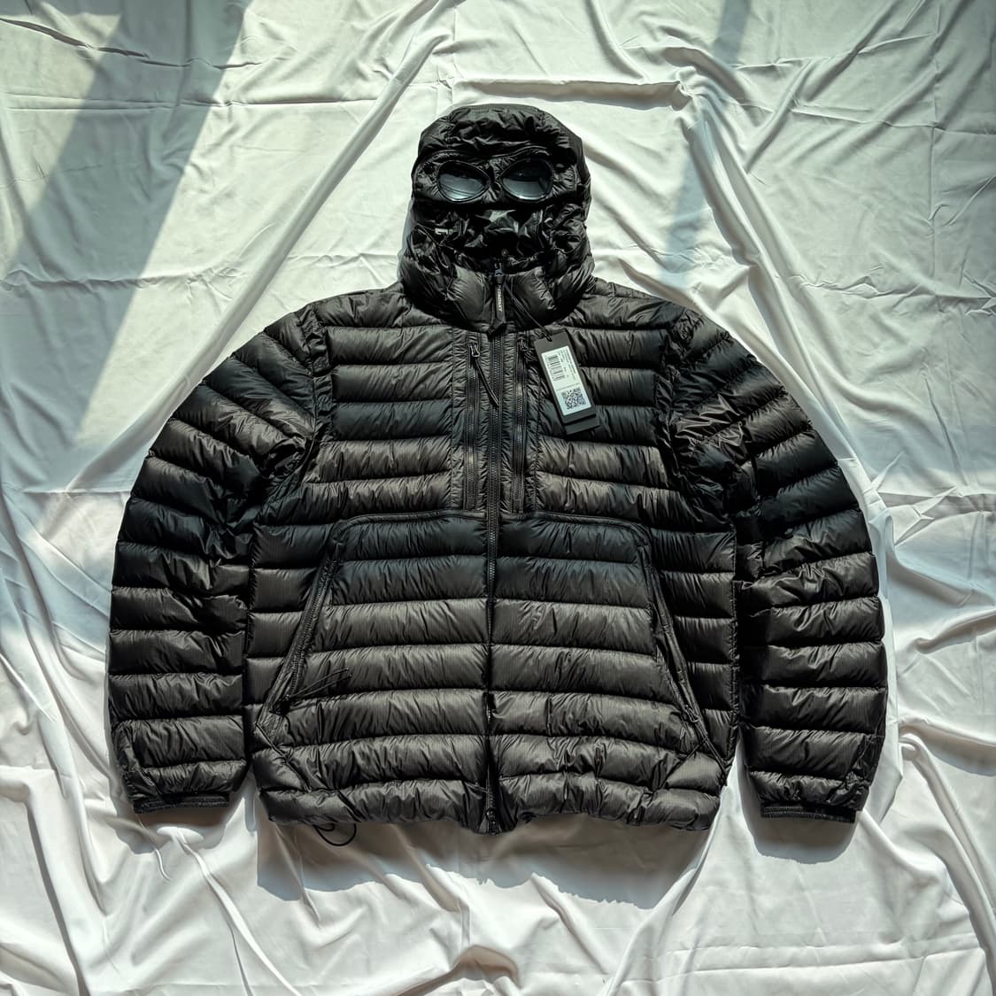 [XL] CP 컴퍼니 디디 쉘 고글 다운 자켓 경량 패딩 - 24FW 상품이미지1