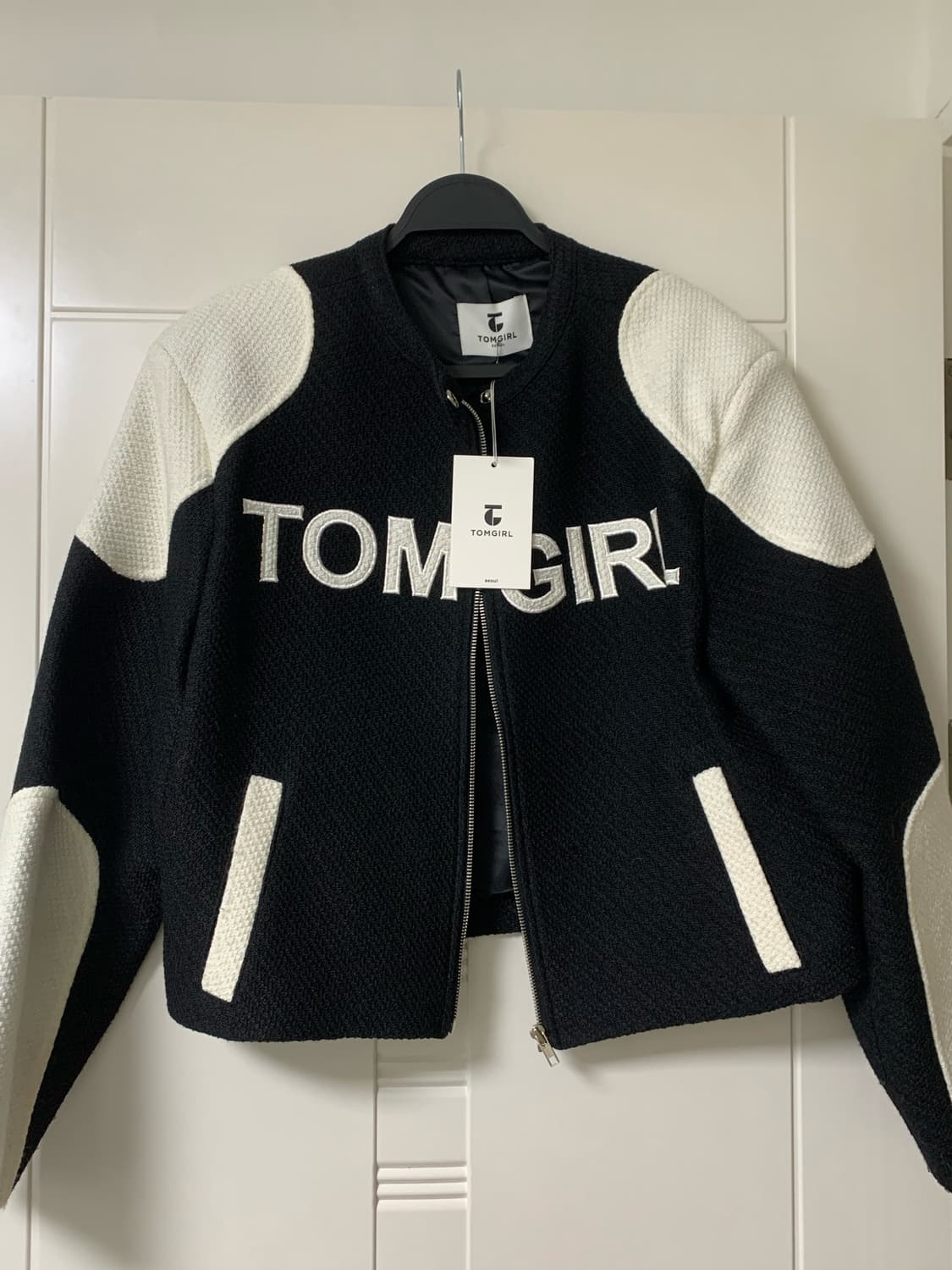 톰걸 코코트위드 배색 크롭자켓 상품이미지1