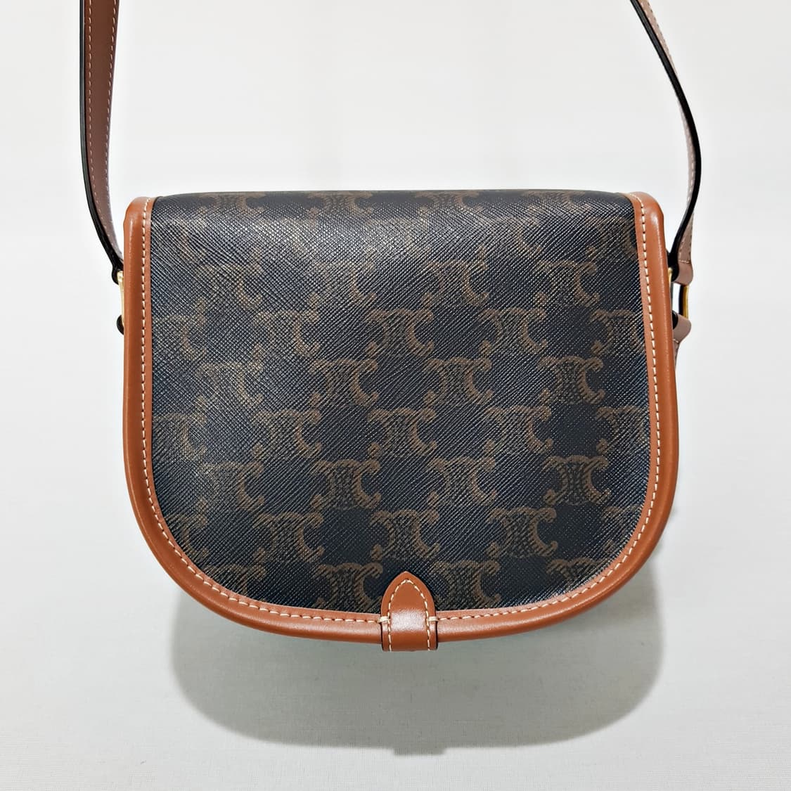 셀린느 폴코백 미디움 크로스백 상품이미지4