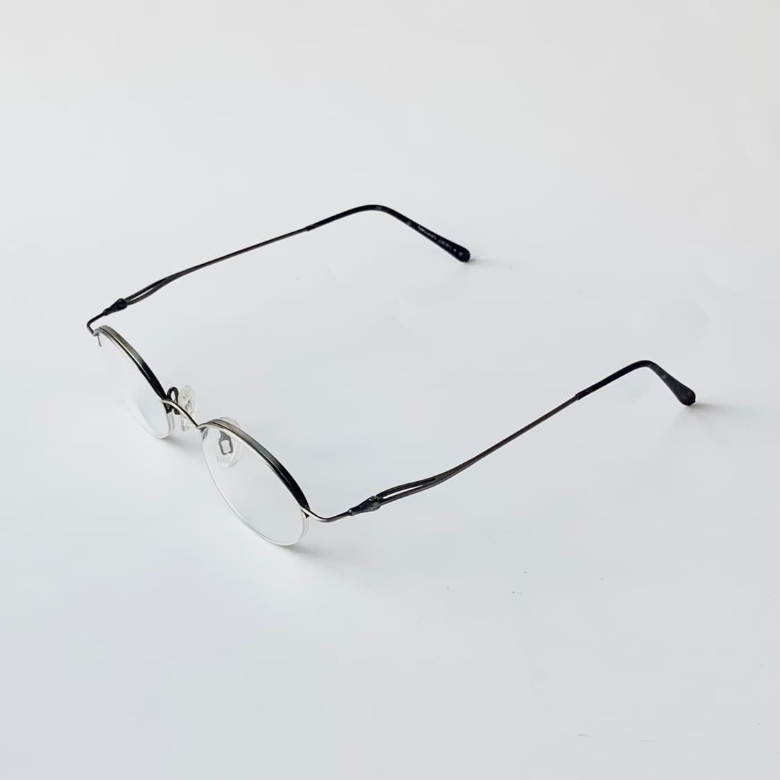 2464 데드스탁 픽키 오벌 반무테 빈티지안경 상품이미지3