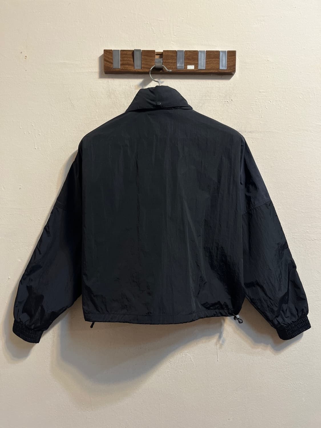 아디다스 크롭 윈드브레이커 자켓 상품이미지5