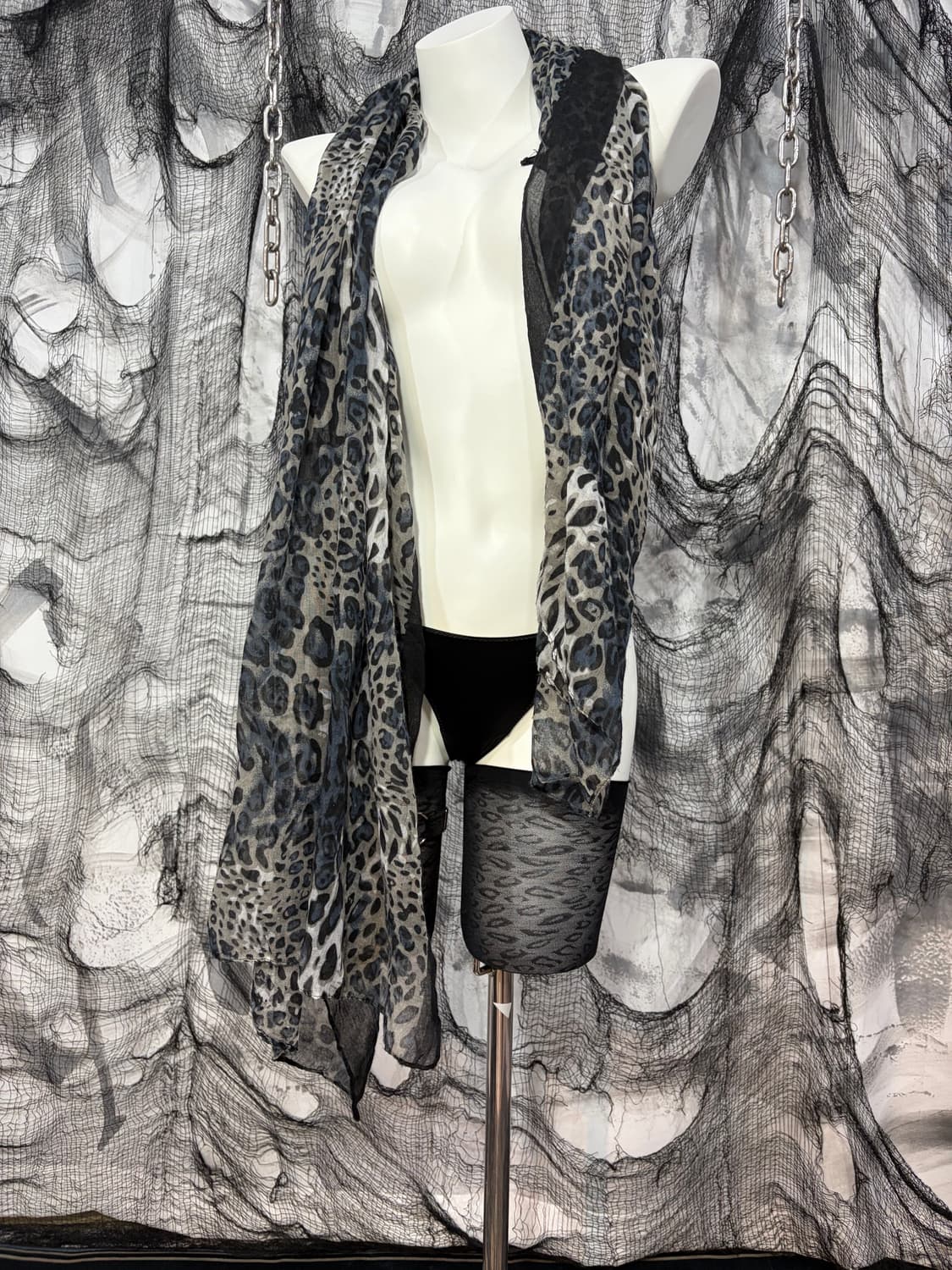 Leopard vtg silk scarf 상품이미지5