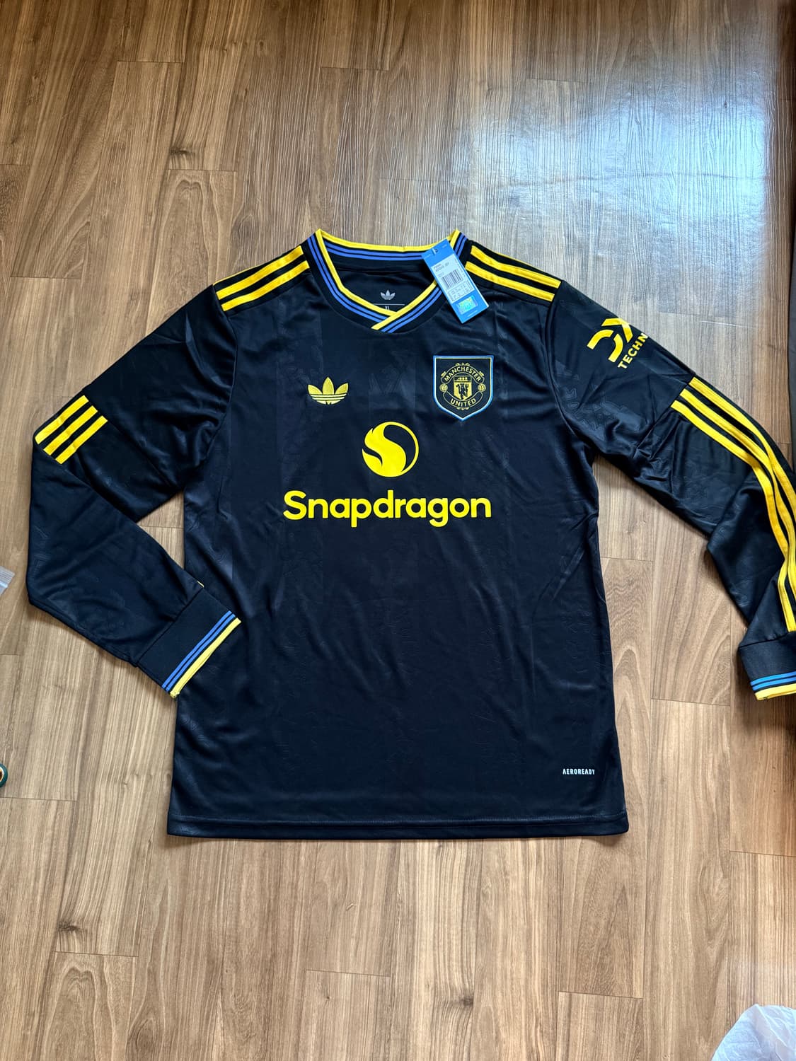 25/26 맨유 어웨이 브루노 유니폼 상품이미지2