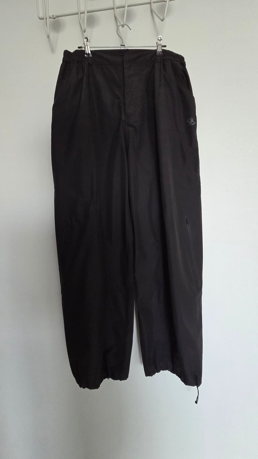 산산기어 2.5L 윈드블락 팬츠 블랙 3사이즈 23FW 상품이미지1