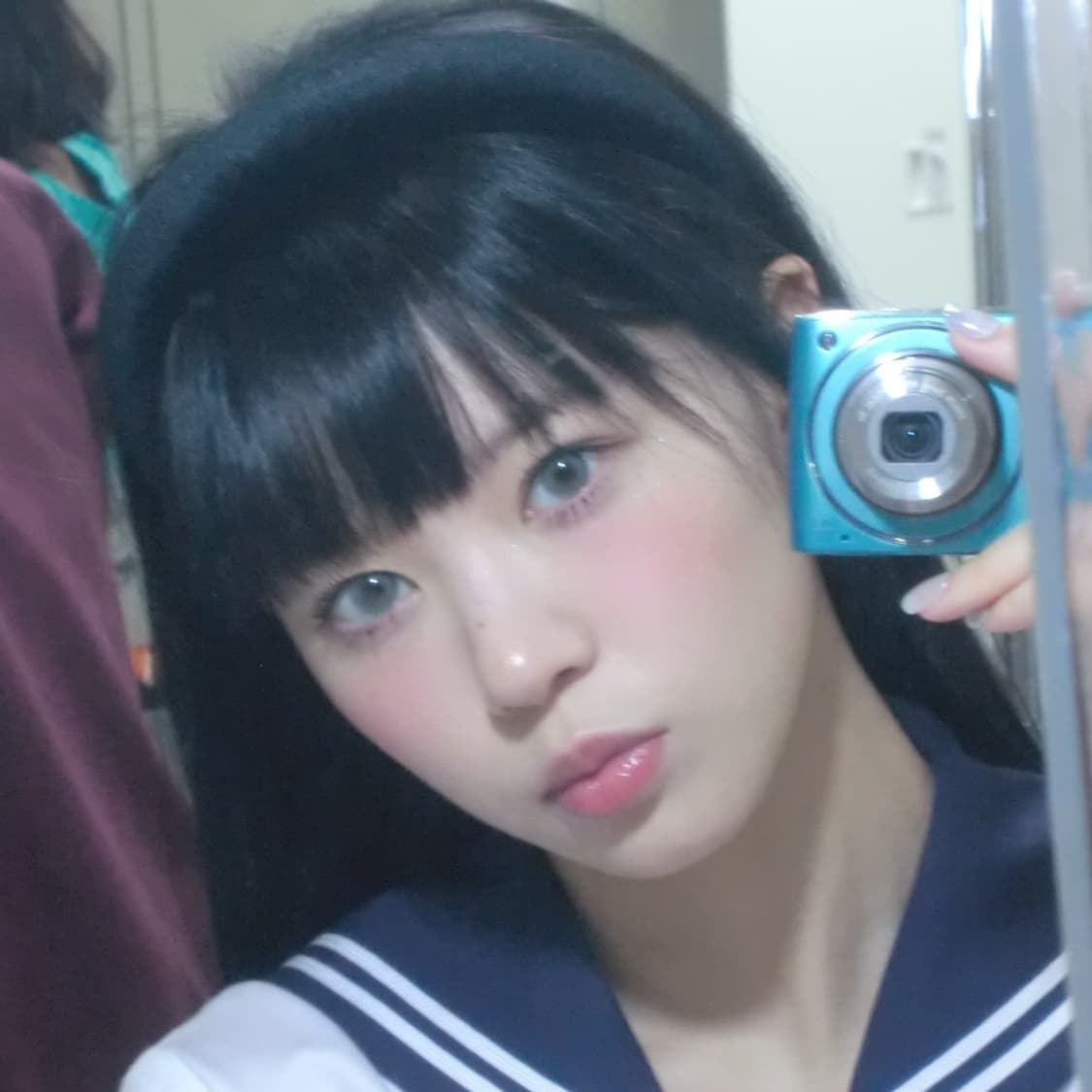 (로제, 모카, 아일릿) 미품급 카시오 엑슬림 z2300 골드 상품이미지7