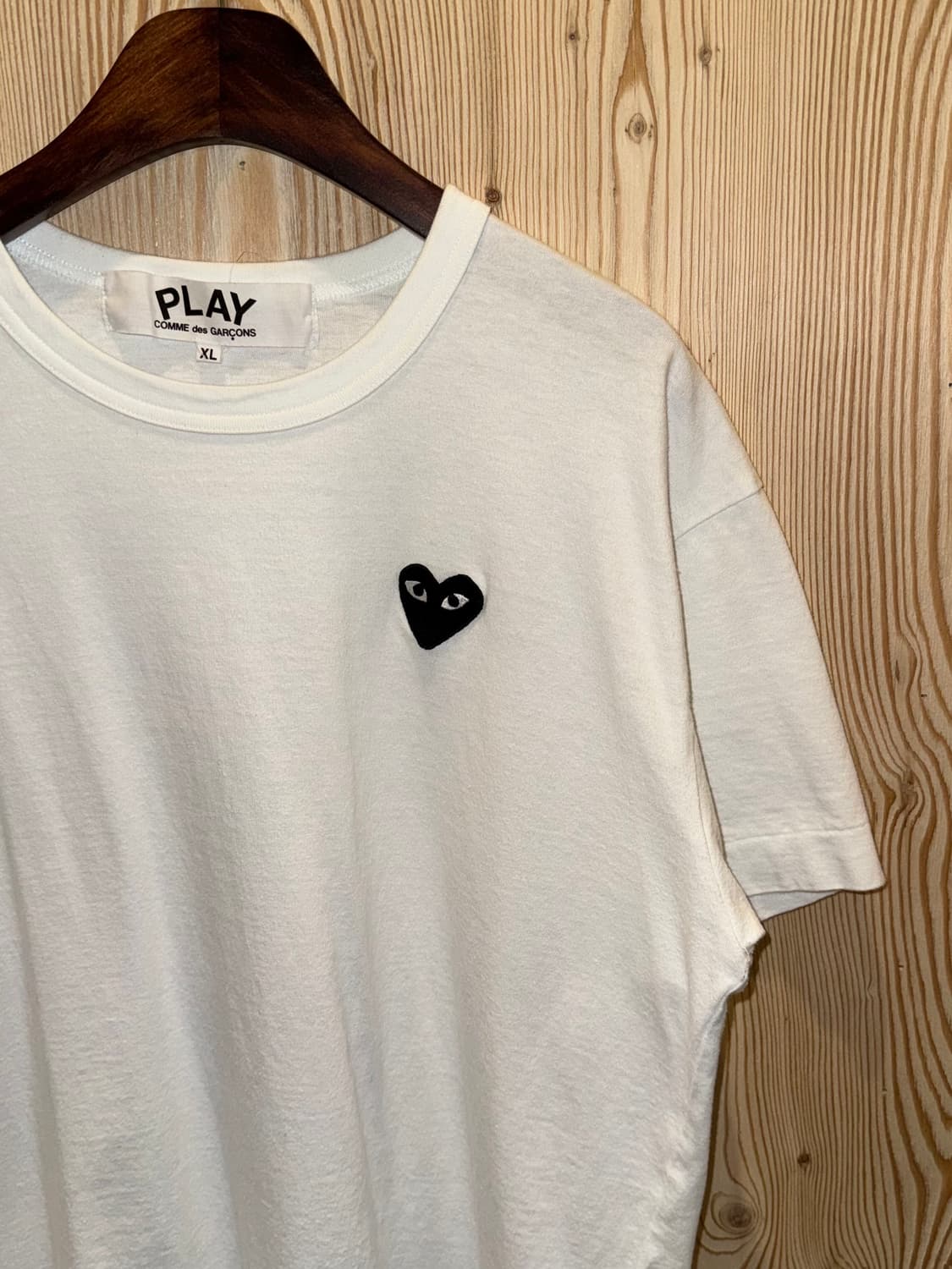 꼼데가르송 블랙하트 반팔화이트 상품이미지3