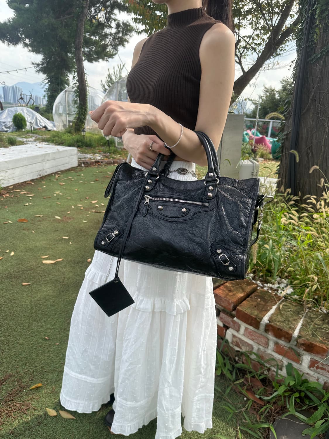 [A+ 정품] 발렌시아가 시티 모터백 미디움 블랙 상품이미지9