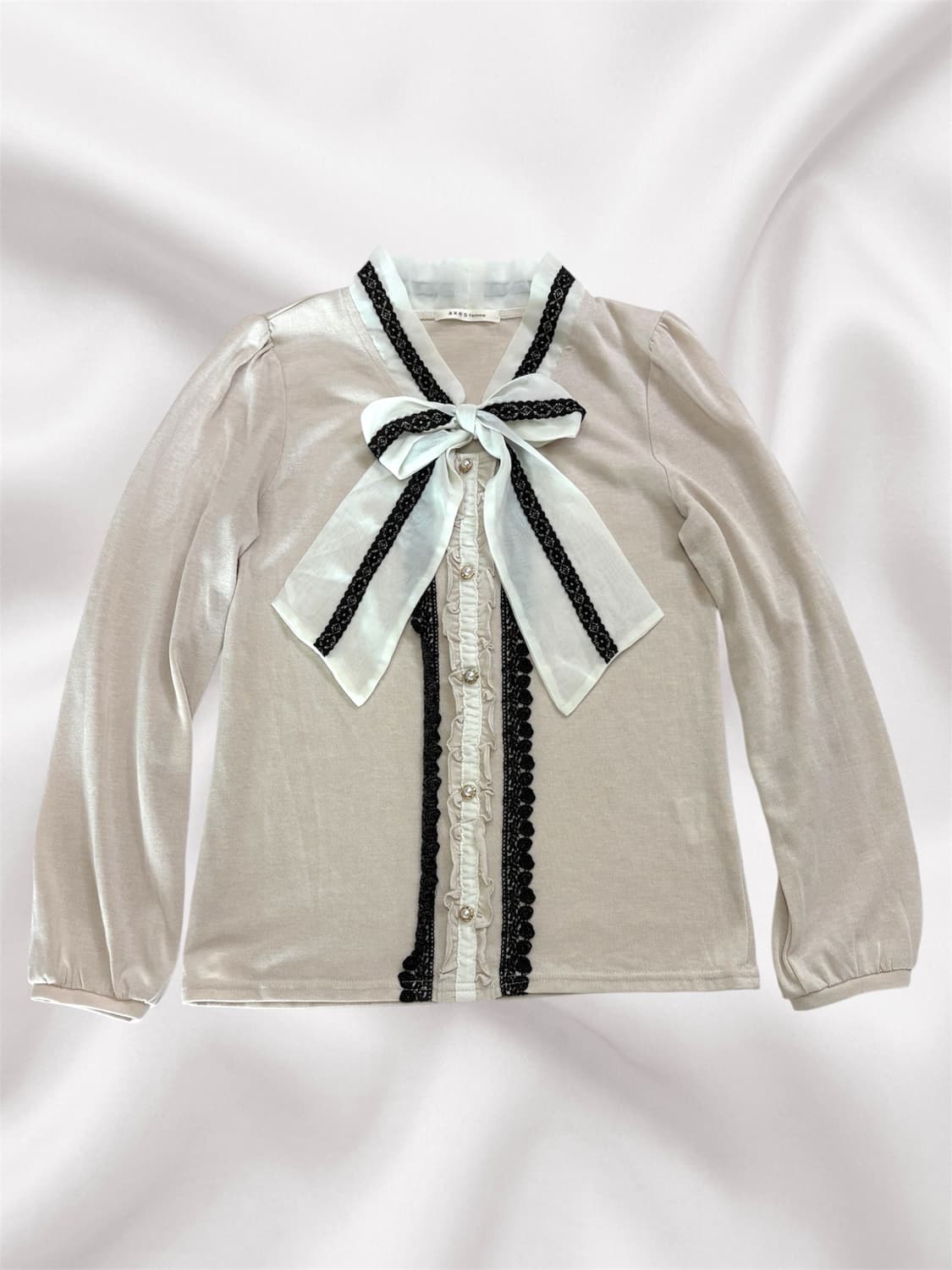 엑시즈팜 리본 베이지 라떼갸루 베이지 탑 M 상품이미지2