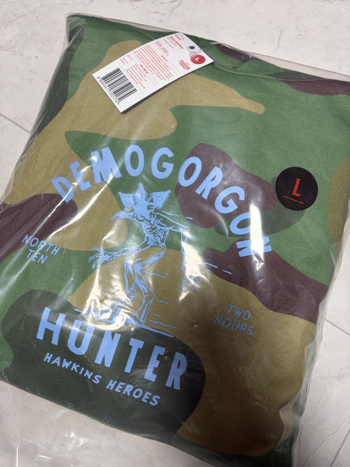 아이앱 스튜디오 x 기묘한 이야기 헌터 카모 후드 상품이미지4