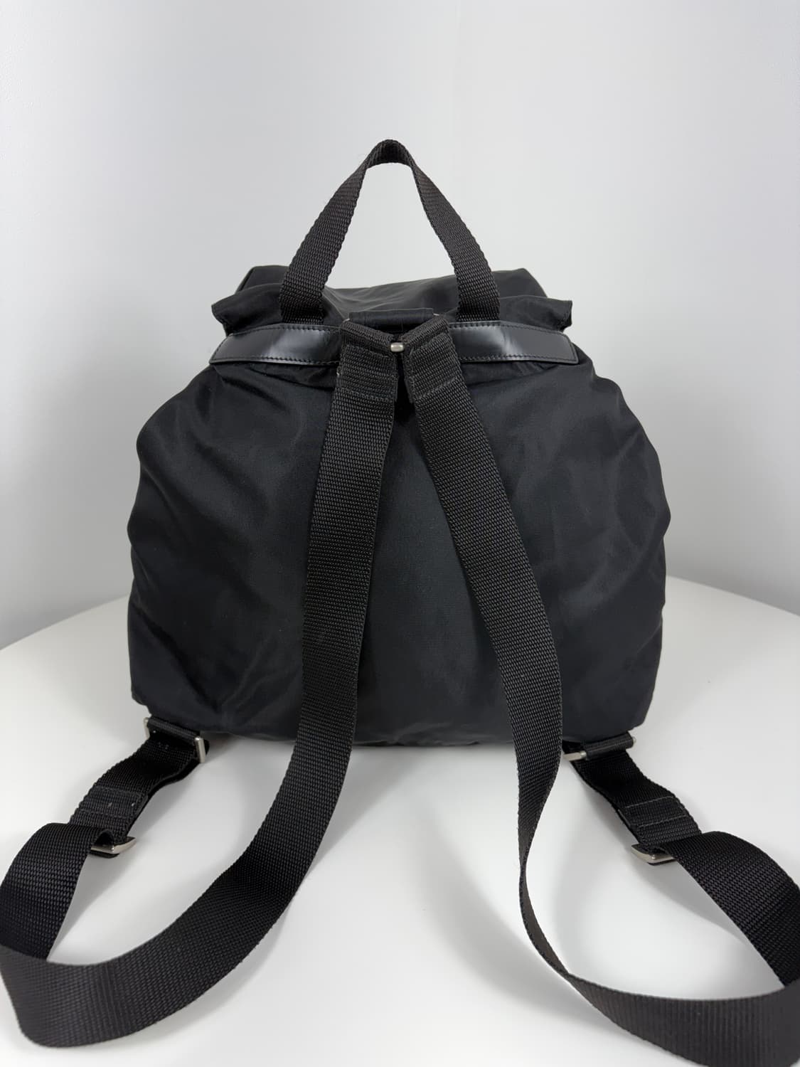 프라다 나일론 투포켓 미듐 백팩 상품이미지5