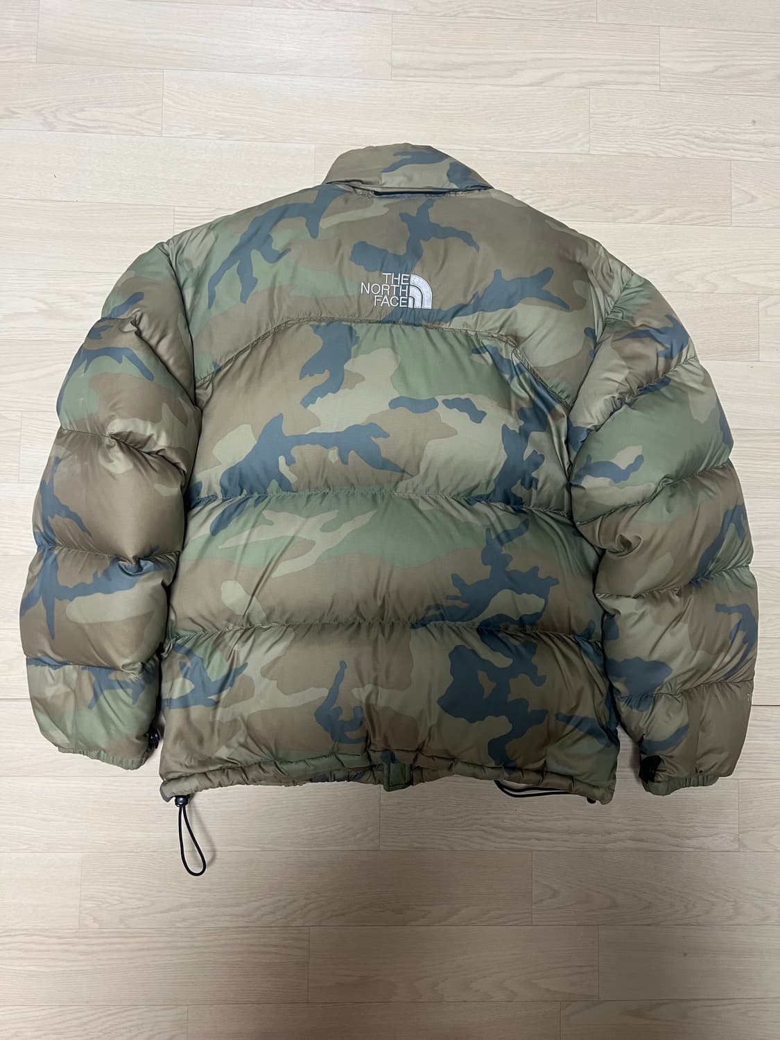 노스페이스 카모 센터 로고 M사이즈 눕시 상품이미지2