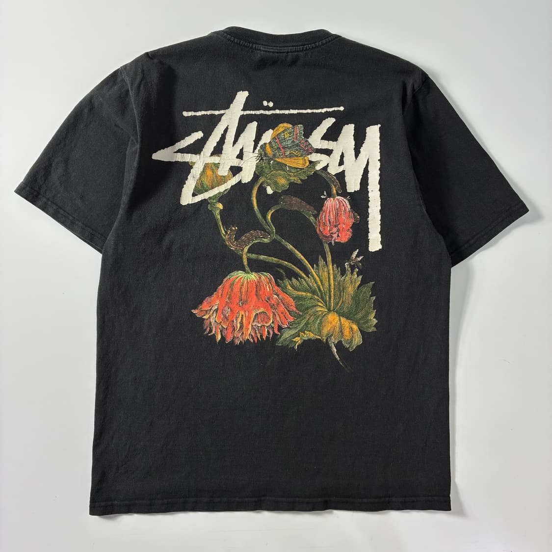 Stussy  스투시 워더드 플라워 블랙 반팔 티셔츠  상품이미지2
