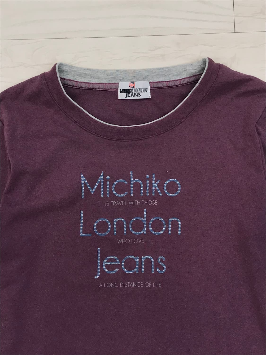 Michiko London Jeans 퍼플 티셔츠  상품이미지5