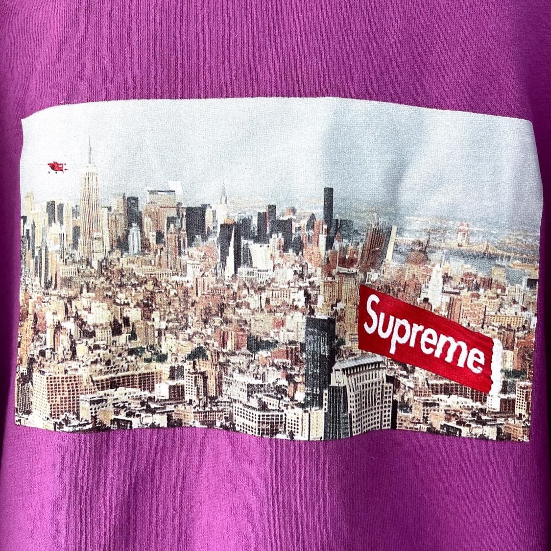 슈프림 20F/W 에어리얼 브라이트 퍼플 크루넥맨투맨 상품이미지6