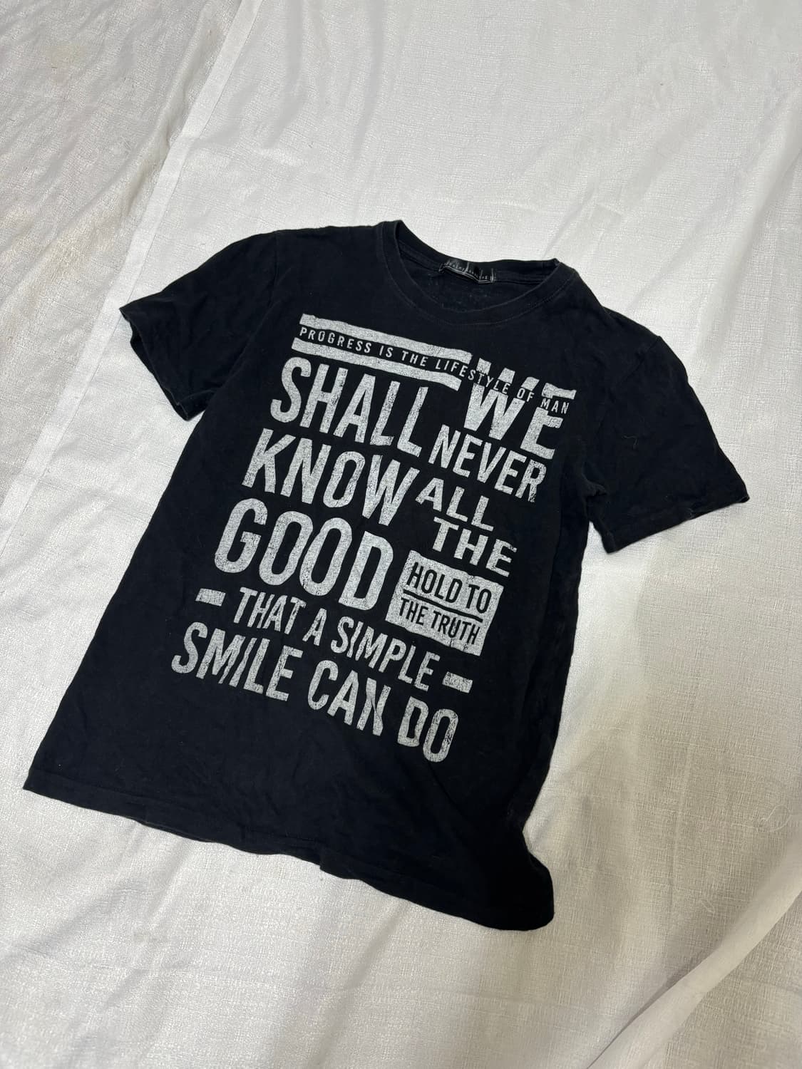 “Unknown” Y2K Print Slim Fit Tee 상품이미지7