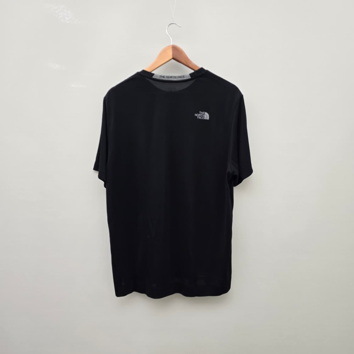 노스페이스 블랙 반팔 티셔츠 새상품 상품이미지5