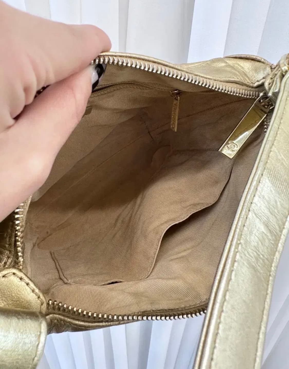 (빈티지) 샤넬 정사각 초코바 숄더백 상품이미지4