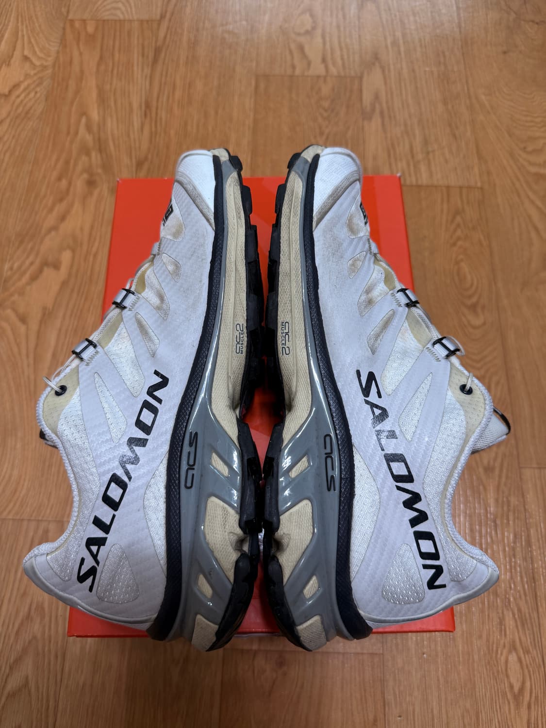 살로몬 신발 상품이미지5