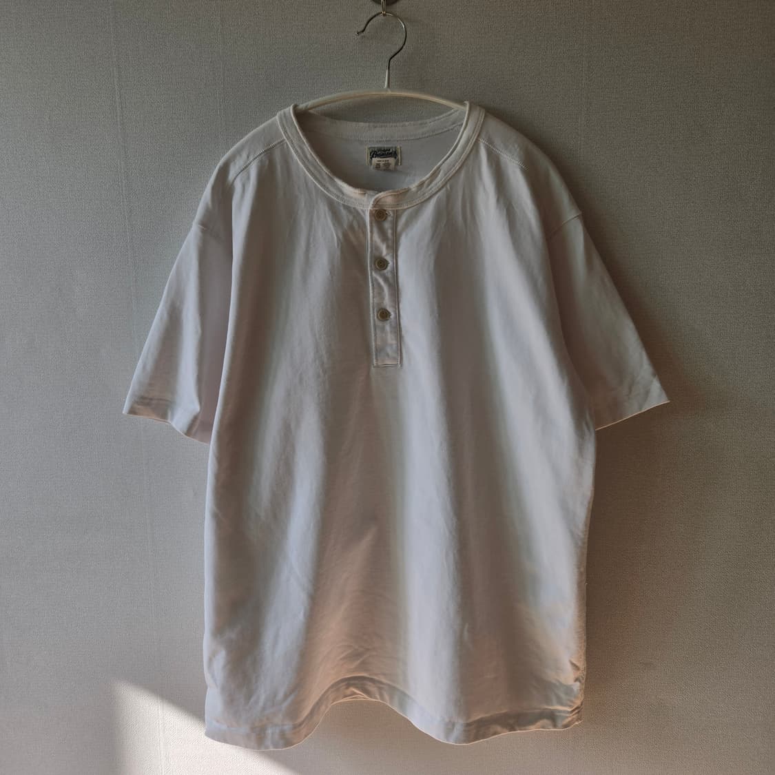 브론슨 헨리넥 티셔츠 / 남성 티셔츠/ 남자 티셔츠  상품이미지1