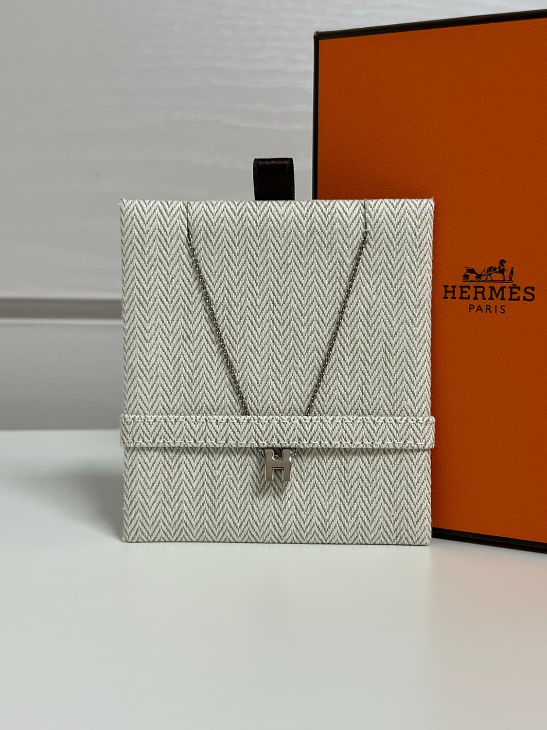 [정품] 새상품급 / 에르메스 미니 팝아슈 펜던트 목걸이 마롱 글라쎄 상품이미지1