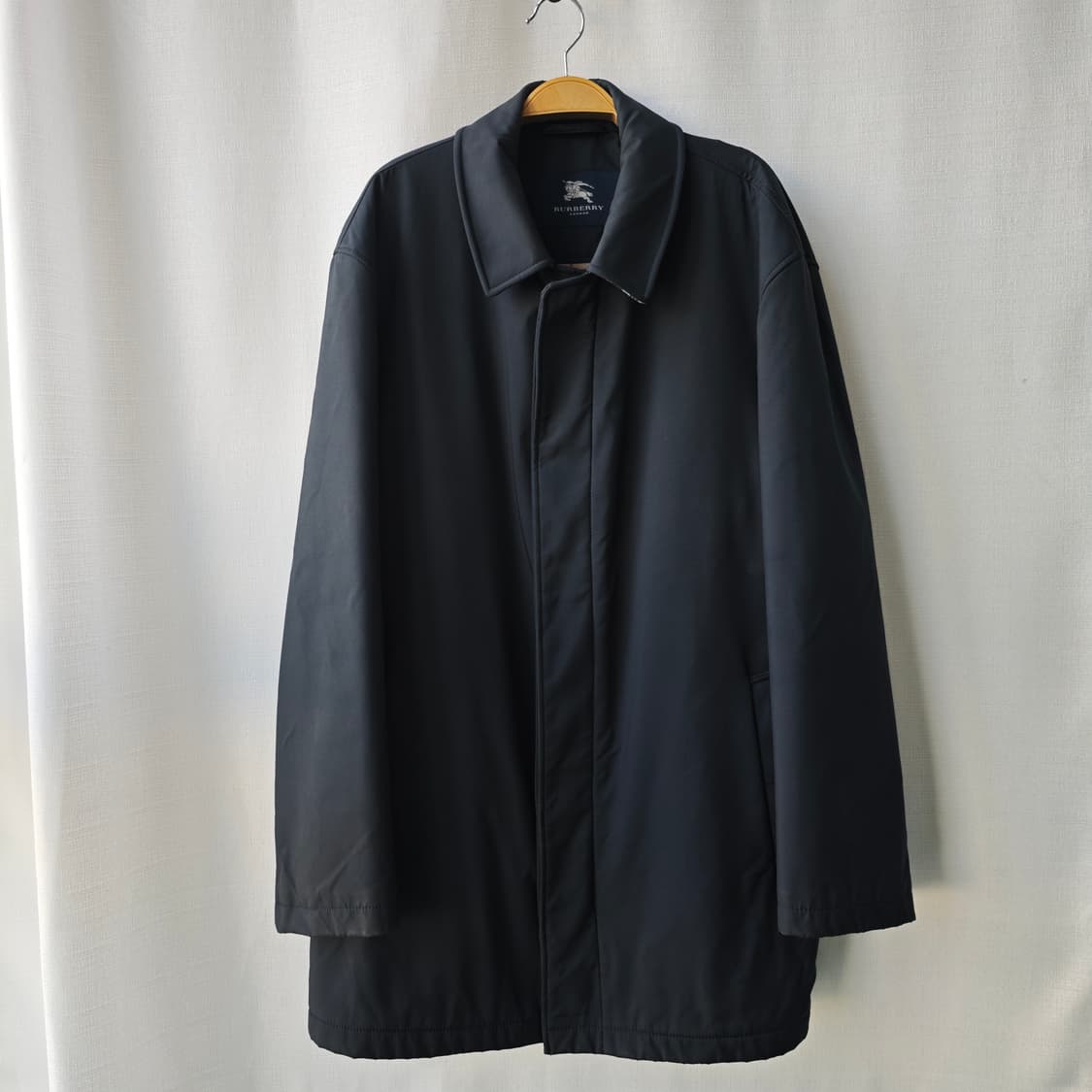 버버리 클래식 레글런 코트 블랙 48 상품이미지1