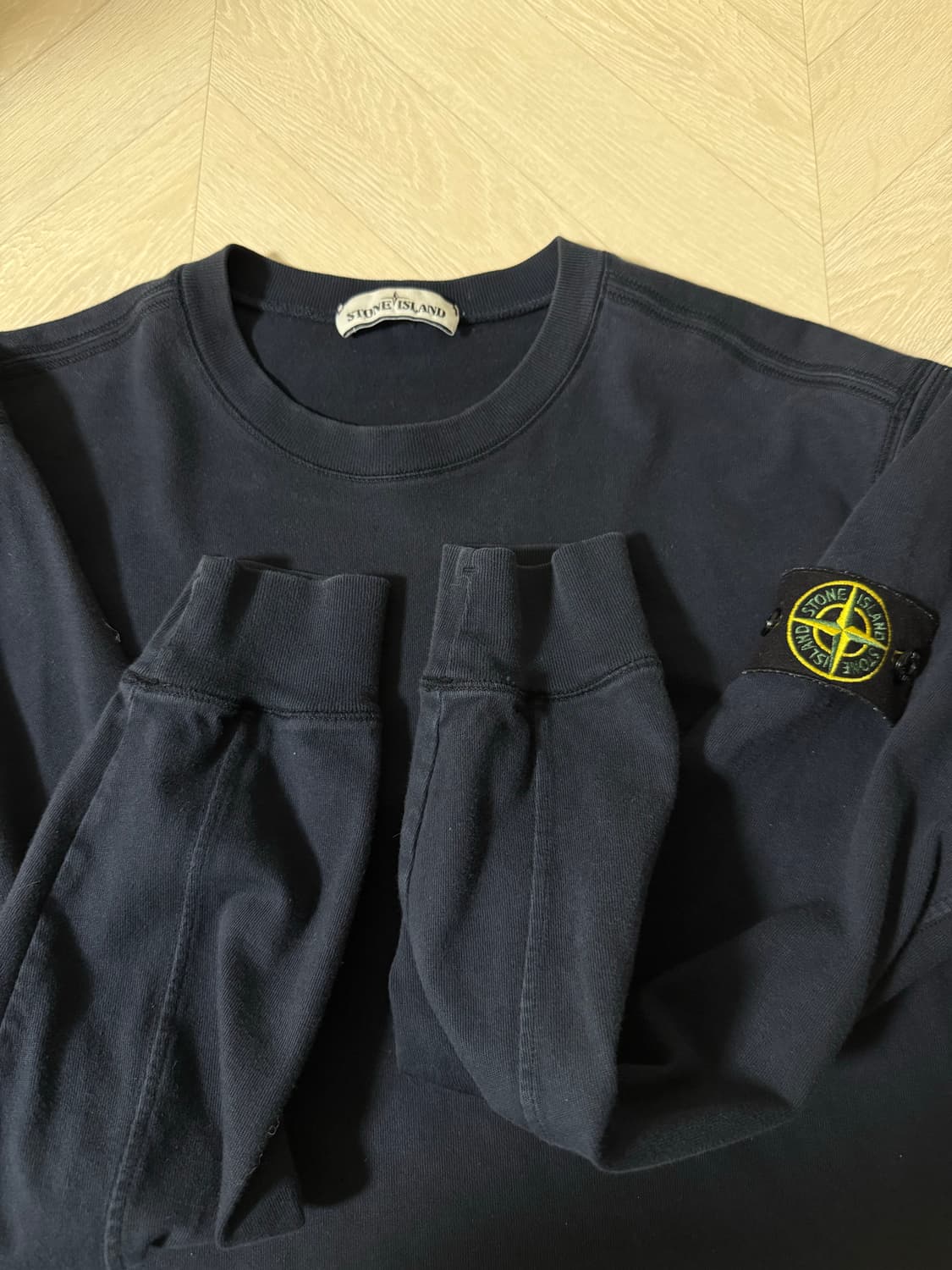 스톤아일랜드 맨투맨 블랙 L 상품이미지2