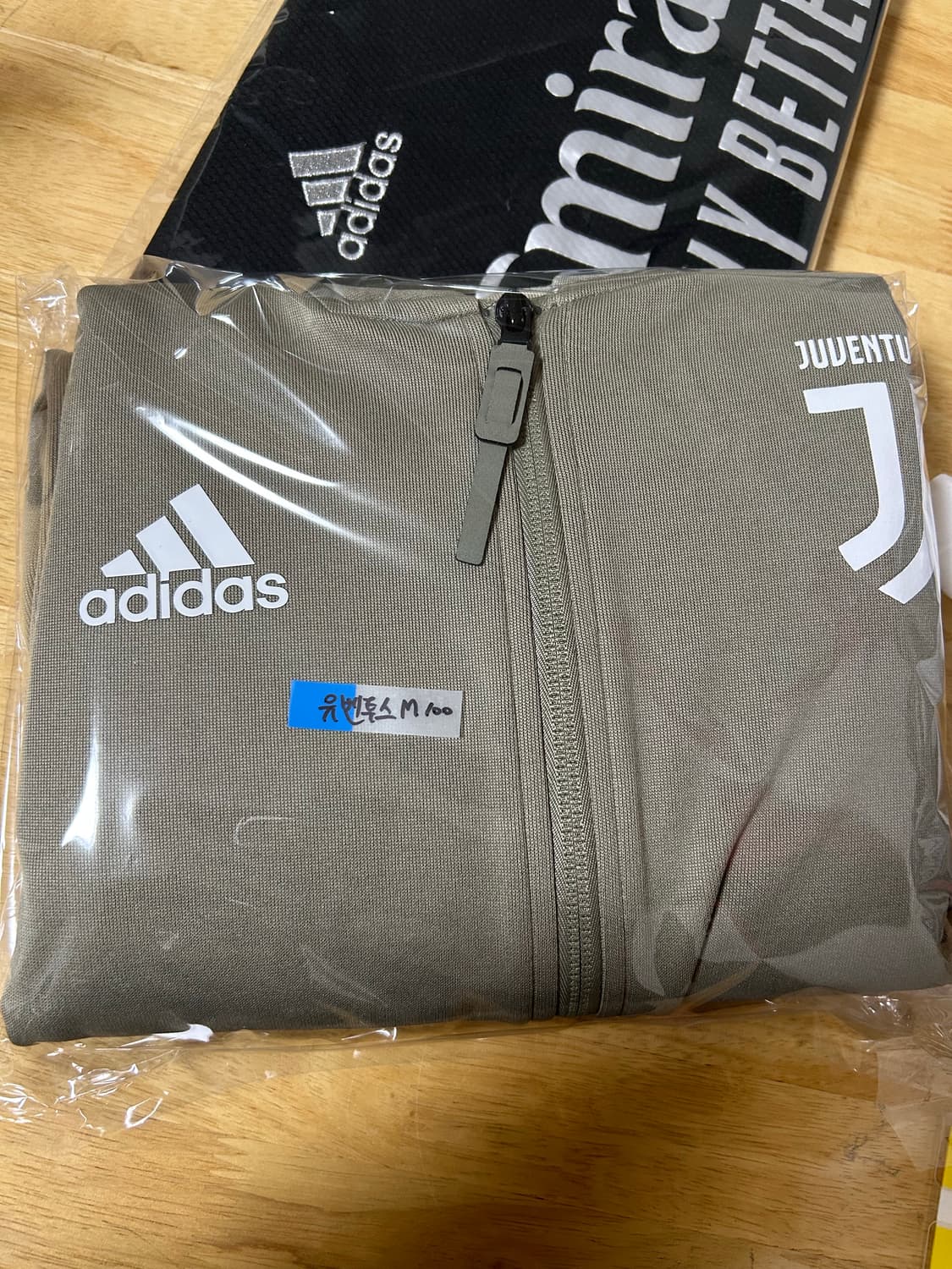 특가 ‼️유벤투스 아디다스 앤썸 져지 해외 M 상품이미지1
